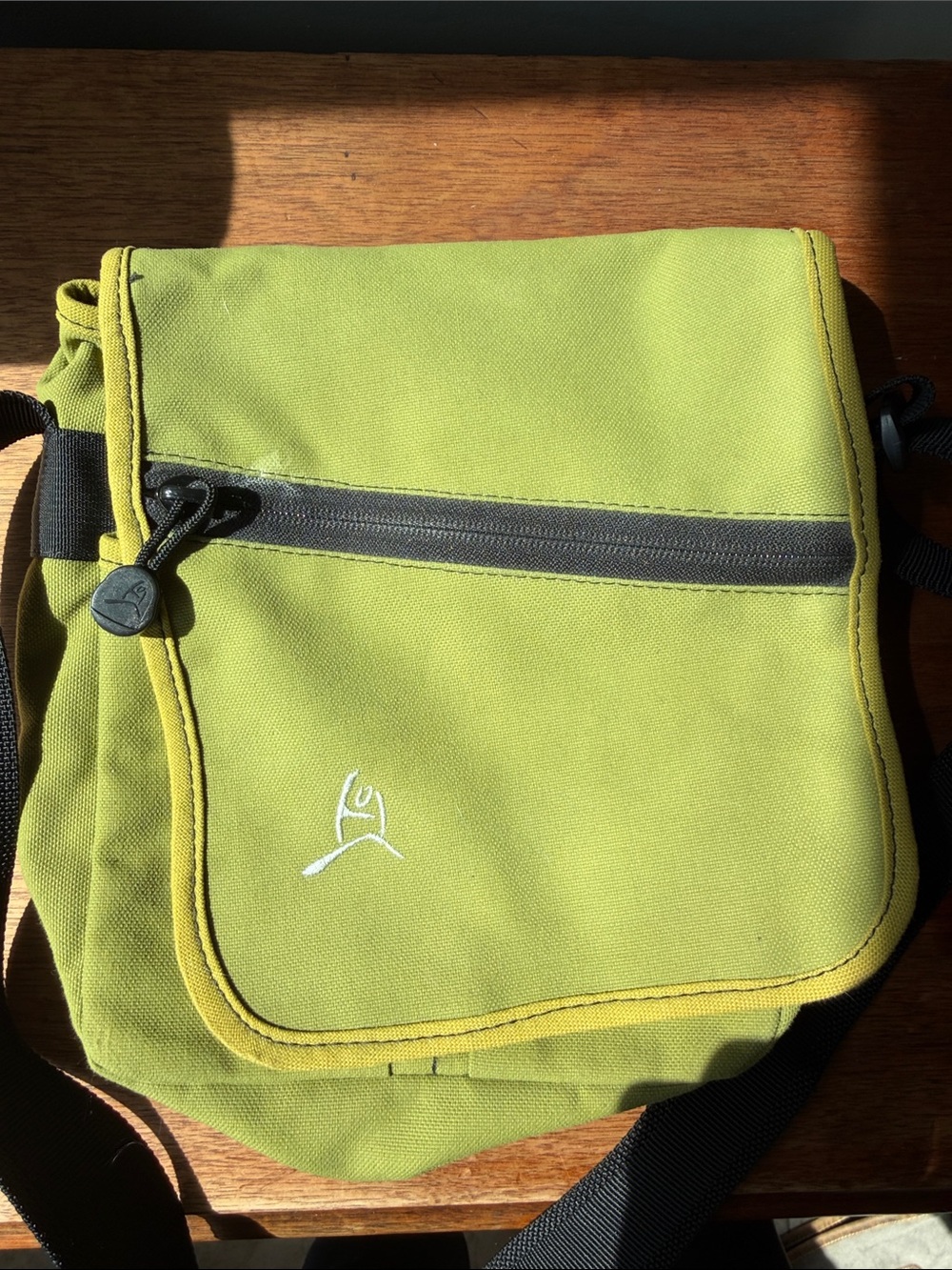 Overland Crossbody Bag with Adjustable Strap